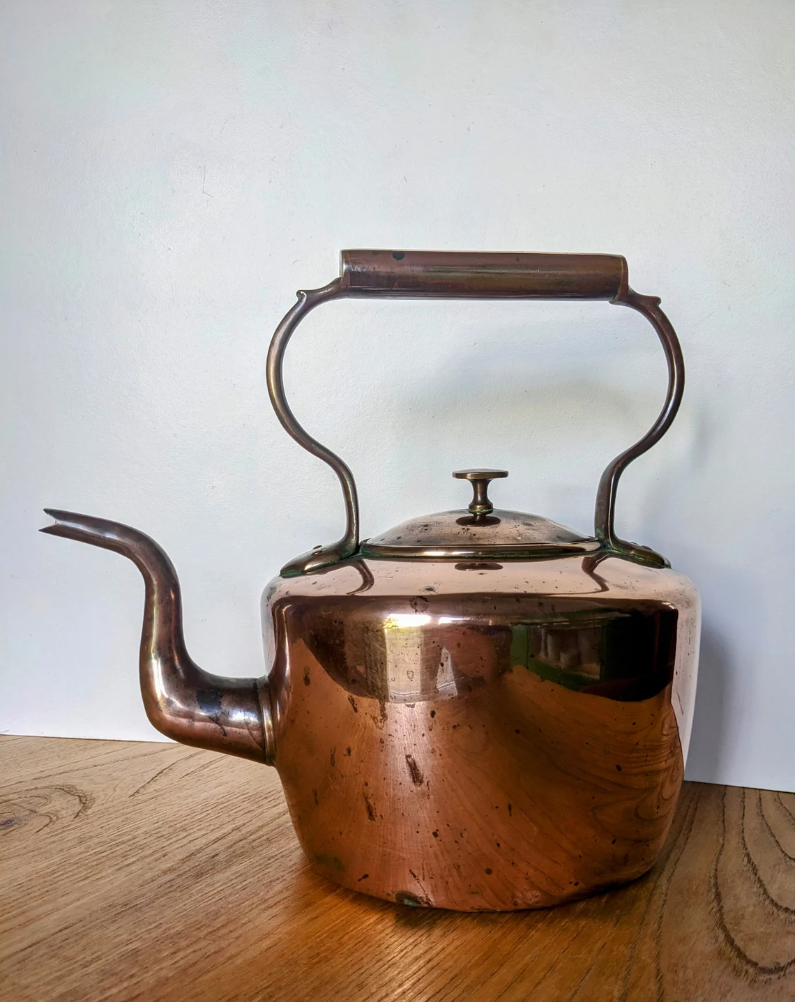 Antique copper kettle, large William Soutter & Sons of Birmingham copper stove top kettle - Image 4
