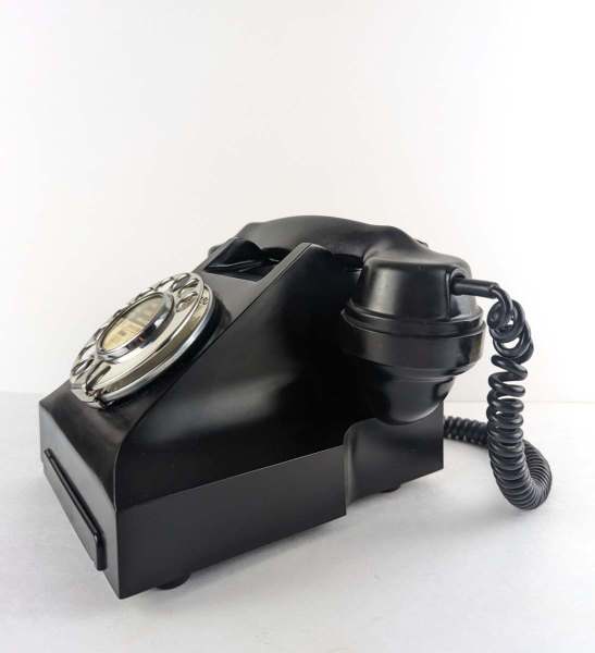 1940s black Bakelite telephone, GPO model 332 L - Image 8