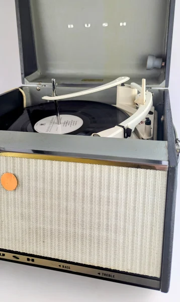 Bush SRP31C record player