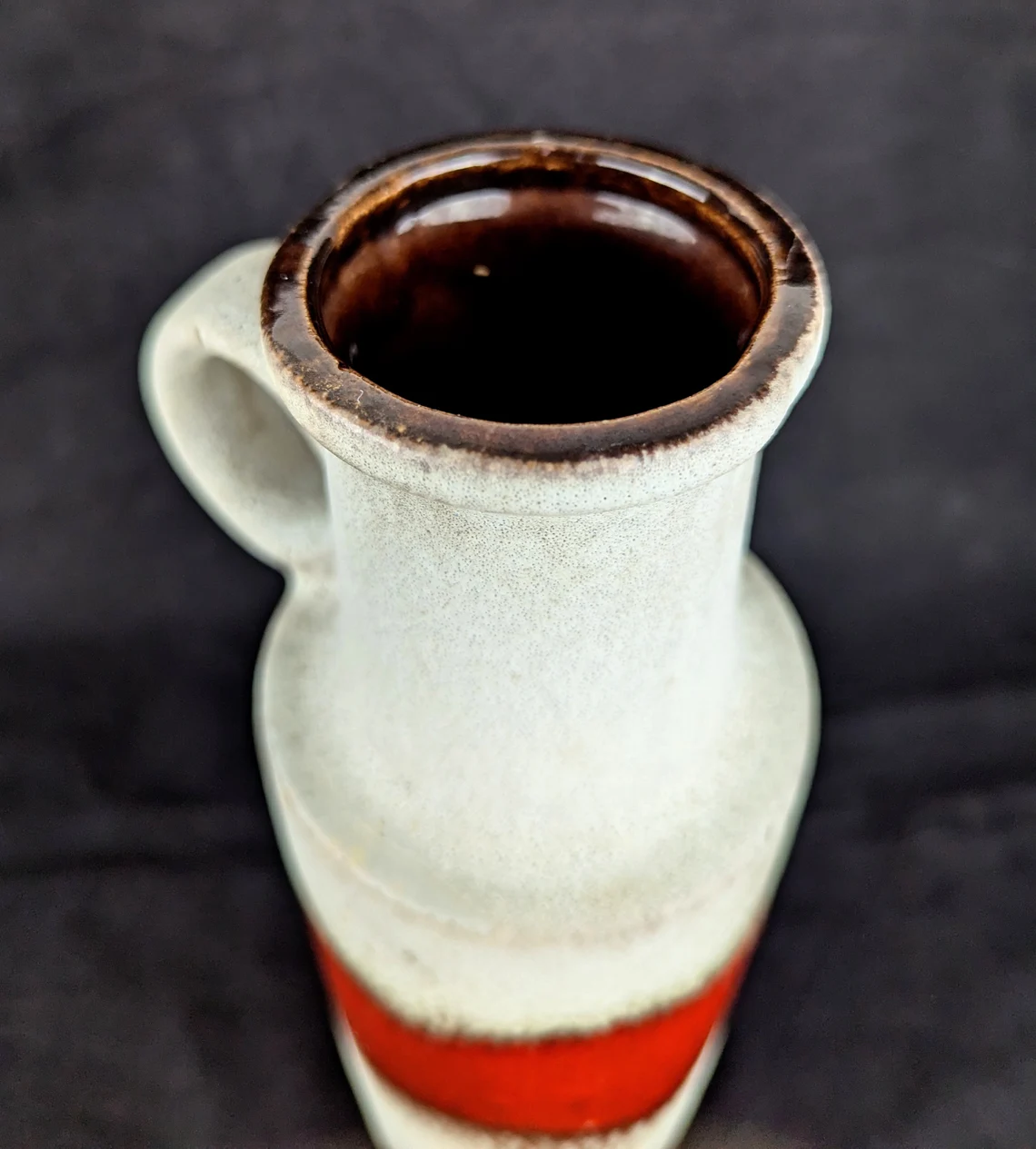 West German midcentury Scheurich Keramik fat lava white and red