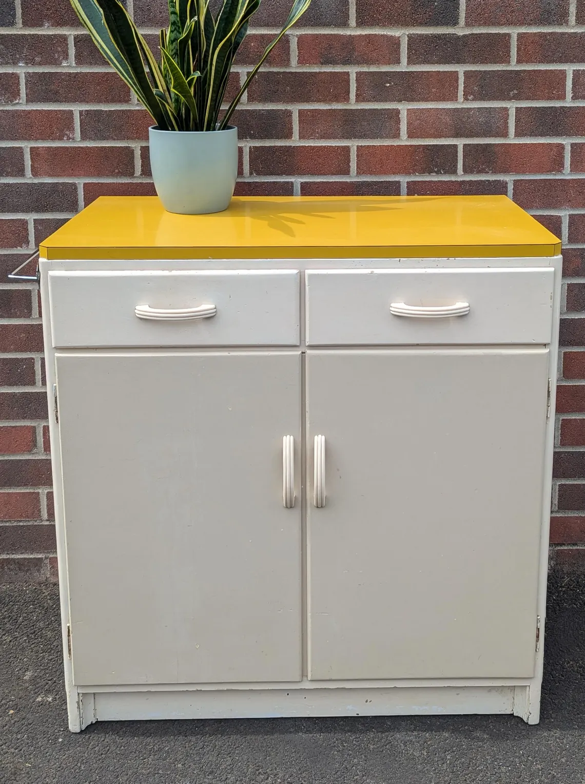 remploy kitchen cabinet