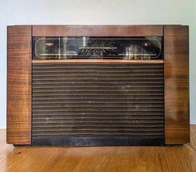 vintage radio