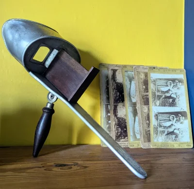 antique stereoscope