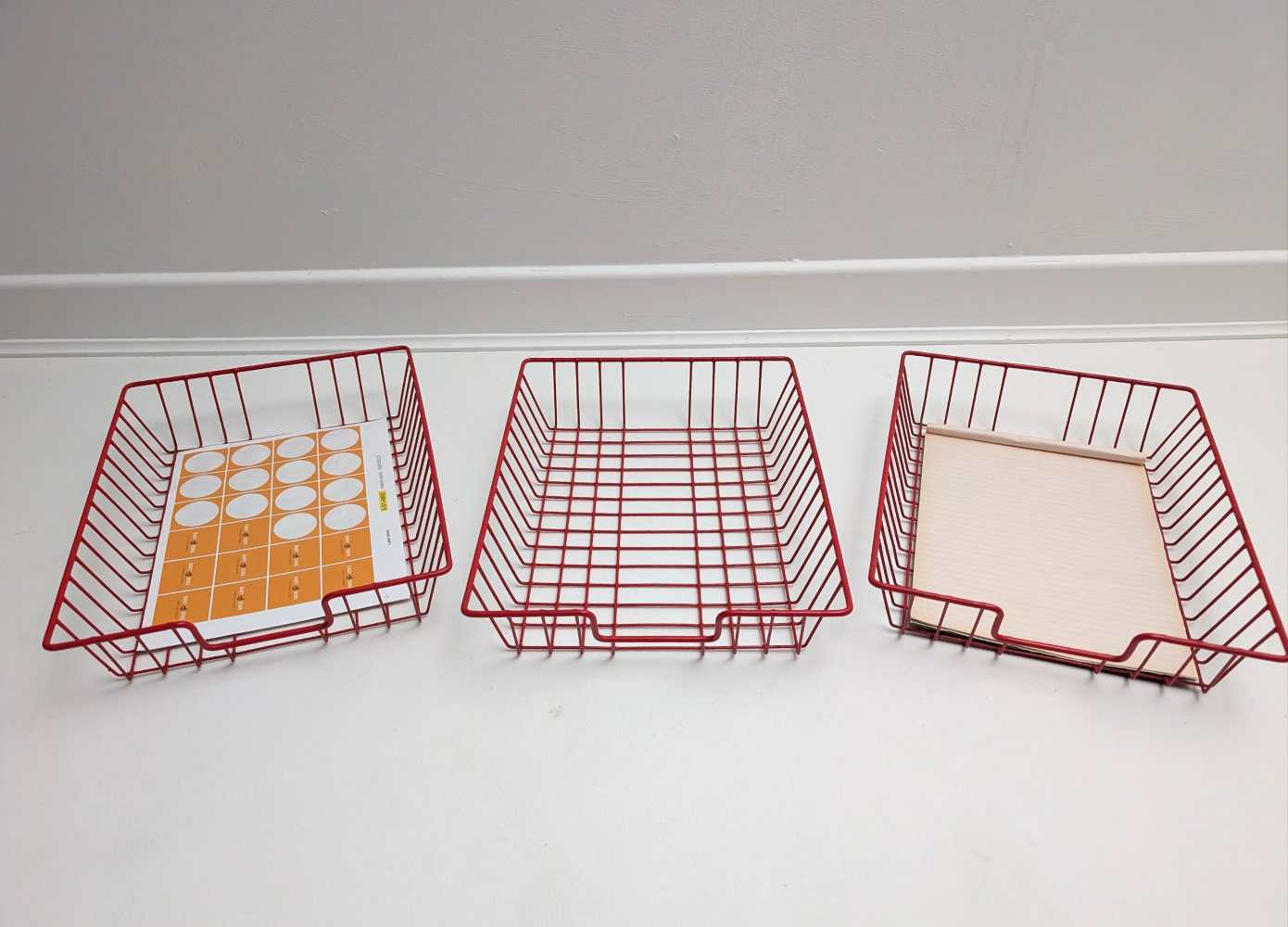3 vintage red wire desk storage trays - Image 3