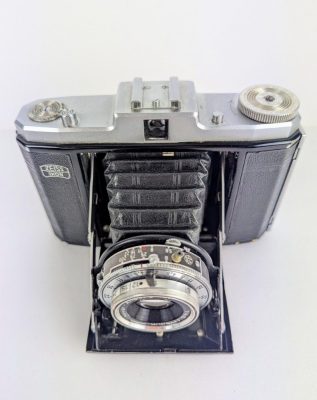 1930s folding camera