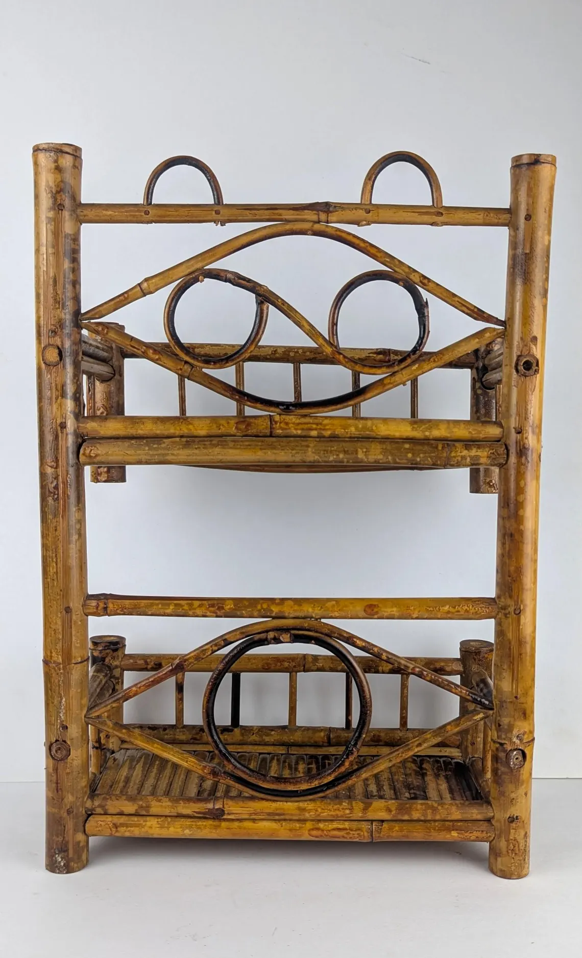 bathroom shelving unit
