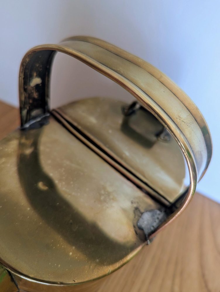 Vintage brass watering can with handle - Image 7