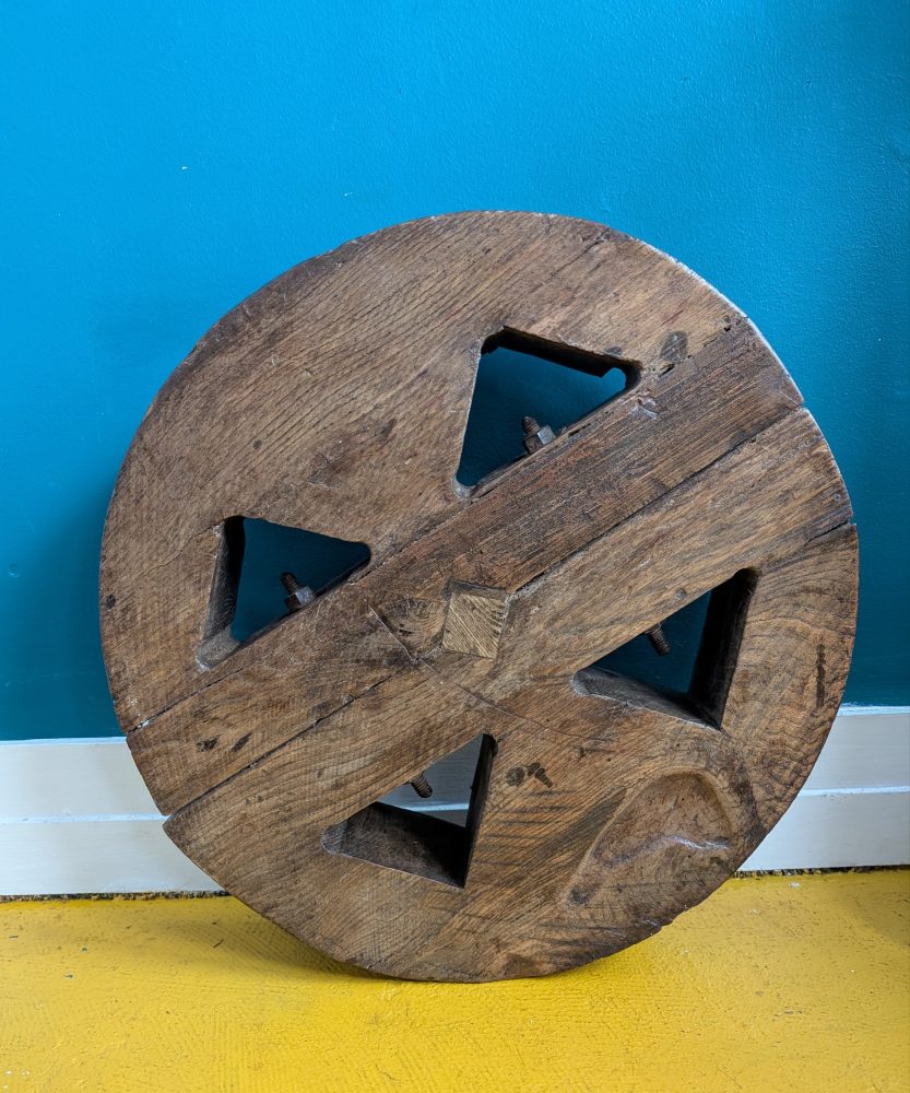 Early English elm cart wheel - Image 12