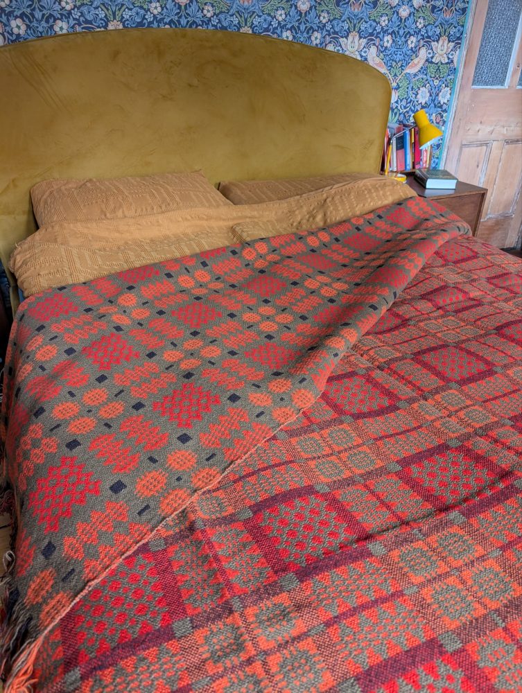 Vintage Pure Welsh Wool double-sided large blanket, traditional geometric woollen blanket in reds and oranges - Image 6