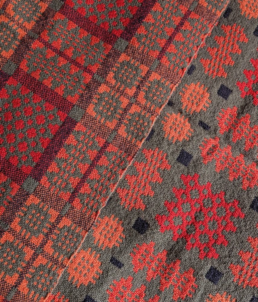 Vintage Pure Welsh Wool double-sided large blanket, traditional geometric woollen blanket in reds and oranges - Image 4