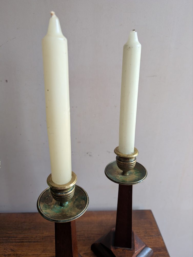 Pair of Art Deco oak and brass candlestick holders - Image 6