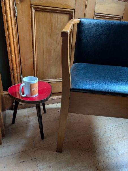 Midcentury small triangular German coffee or plant table - Image 13