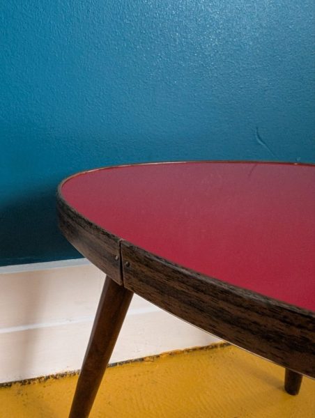 Midcentury small triangular German coffee or plant table - Image 12