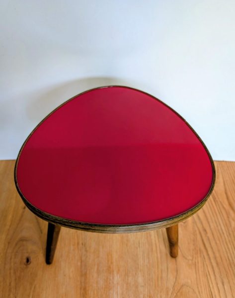 Midcentury small triangular German coffee or plant table - Image 7