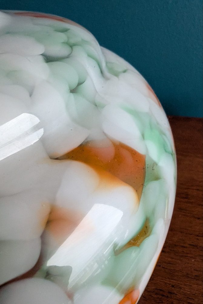 c.1950s Art Deco mottled orange and white glass 'fly catcher' pendant light shade - Image 4