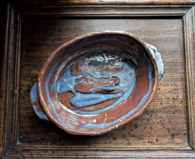 Vintage slipware salt glaze dish with handles