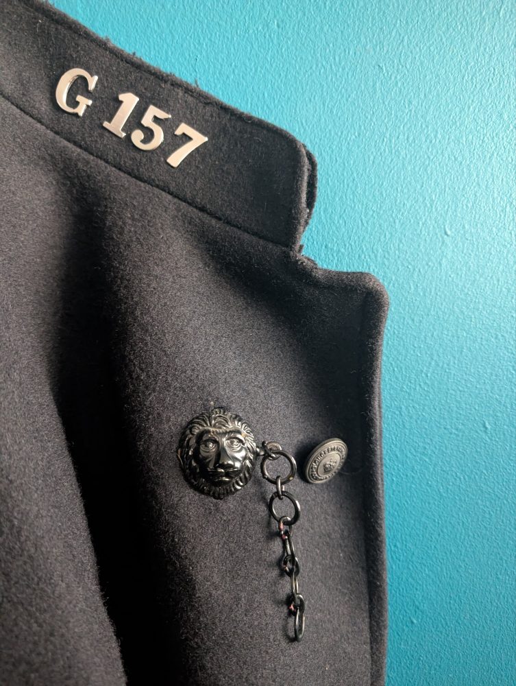 c.1950s woollen police cape for member of Gloucestershire Constabulary - Image 9