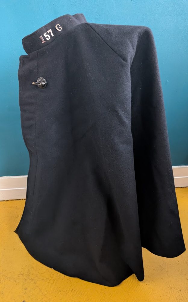 c.1950s woollen police cape for member of Gloucestershire Constabulary - Image 11
