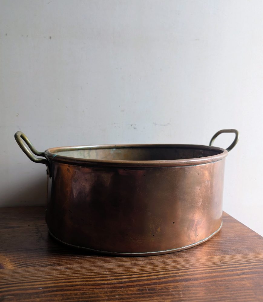 Victorian brass cooking pot planter - Image 3