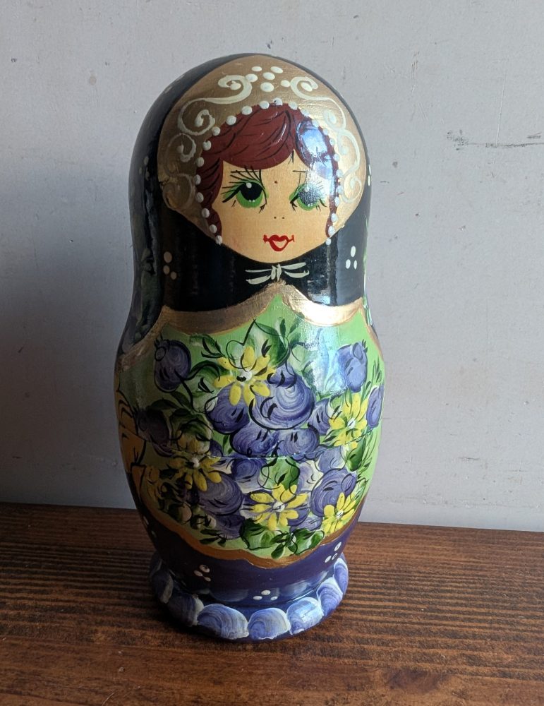 Set of vintage Russian dolls, 5 wooden nesting Matryoshka dolls in mint condition - Image 6