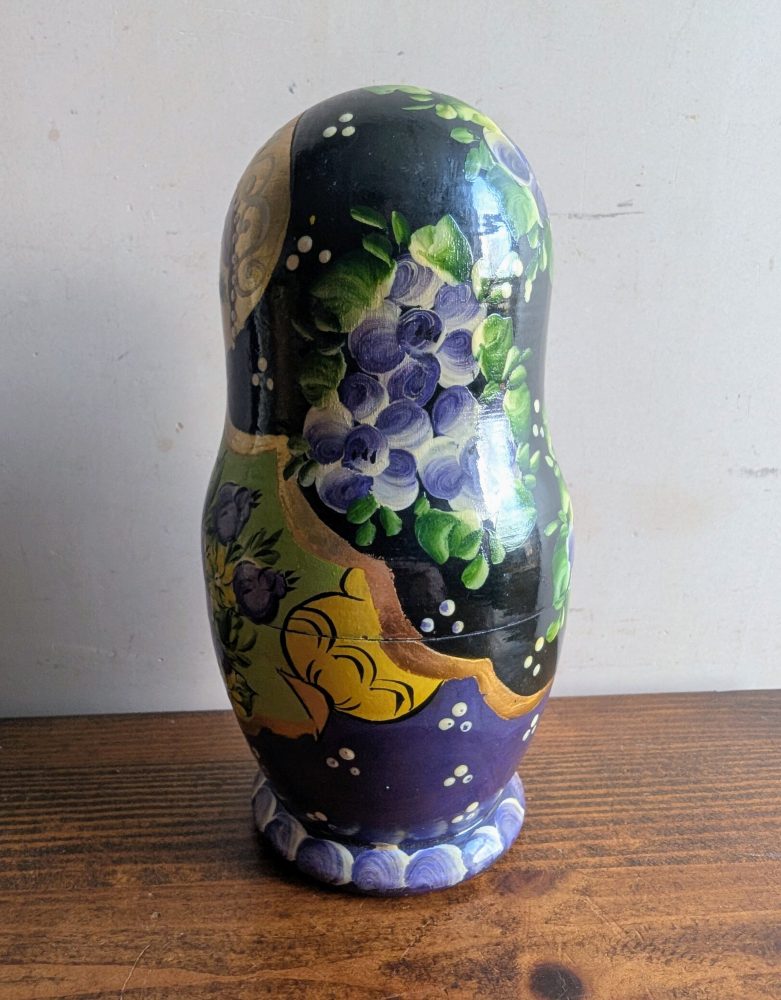 Set of vintage Russian dolls, 5 wooden nesting Matryoshka dolls in mint condition - Image 10