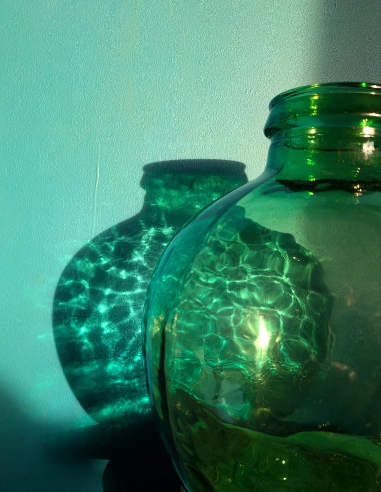 Vintage large green glass Viresa carboy - Image 4