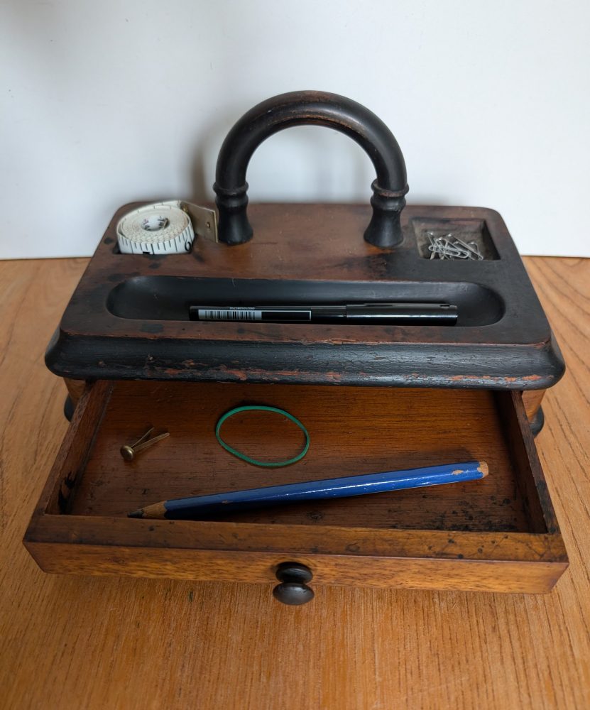 Late Victorian desk organiser - Image 3