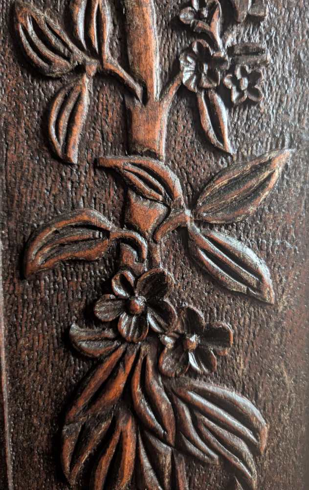 Early 1900s heavily carved wall cabinet - Image 9