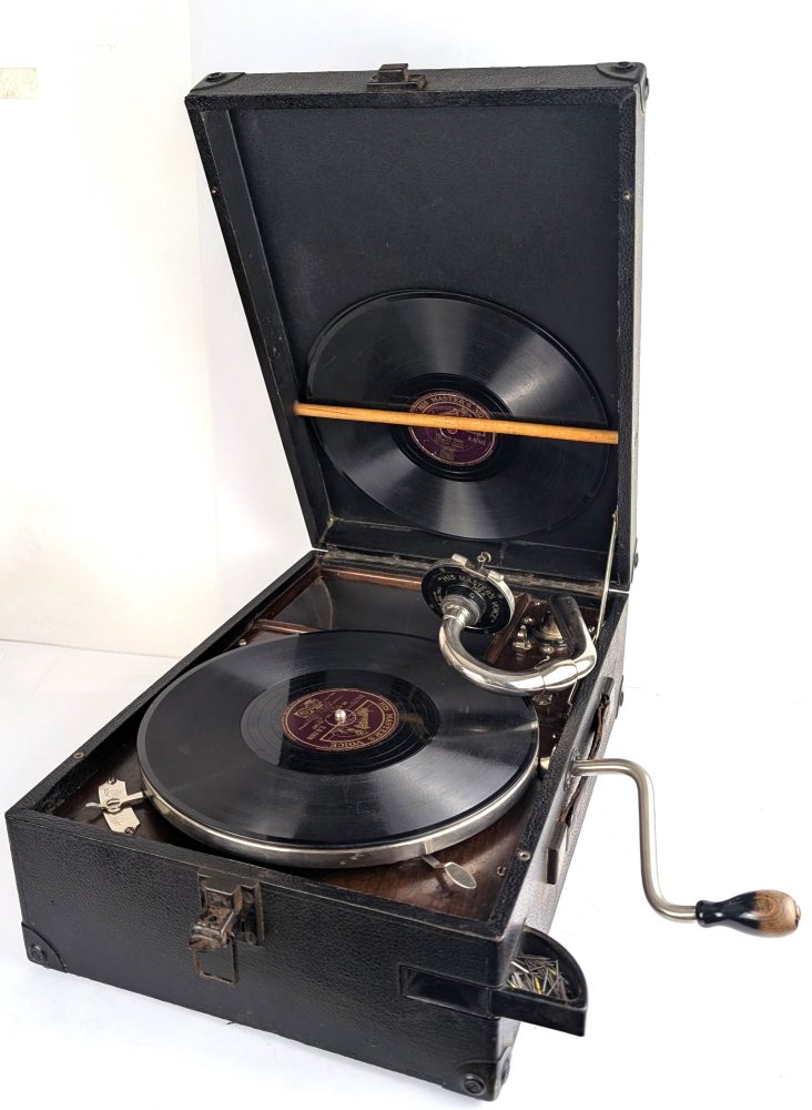 1920s HMV Gramophone model C101J, serviced, with a selection of gramophone records and 100 needles