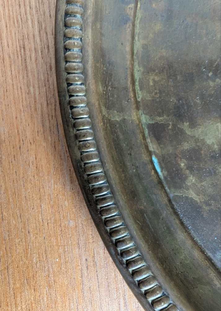 Round brass Edwardian tray - Image 7