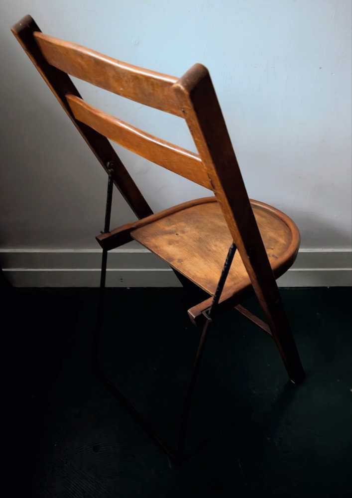 1920s English folding beech chair by Stakmore - Image 12