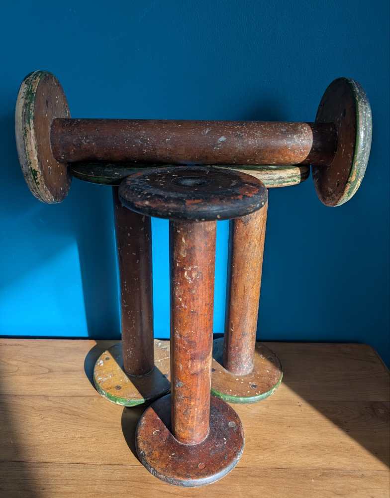 Large early 1900s wooden mill bobbins - Image 15