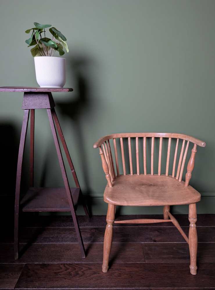 19th century bow back light Elm and Ash Windsor chair by George Wilson of Grantham - Image 13