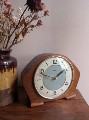 1950s Smith's mantel clock
