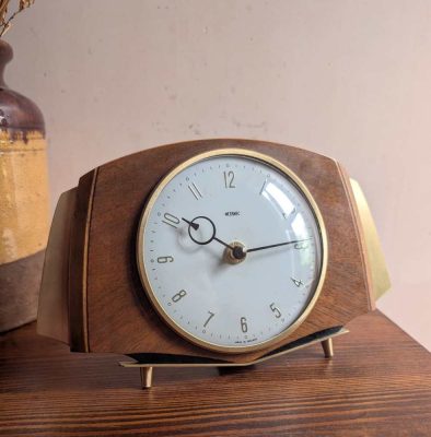 Midcentury Metamec Mantel clock with new battery movement