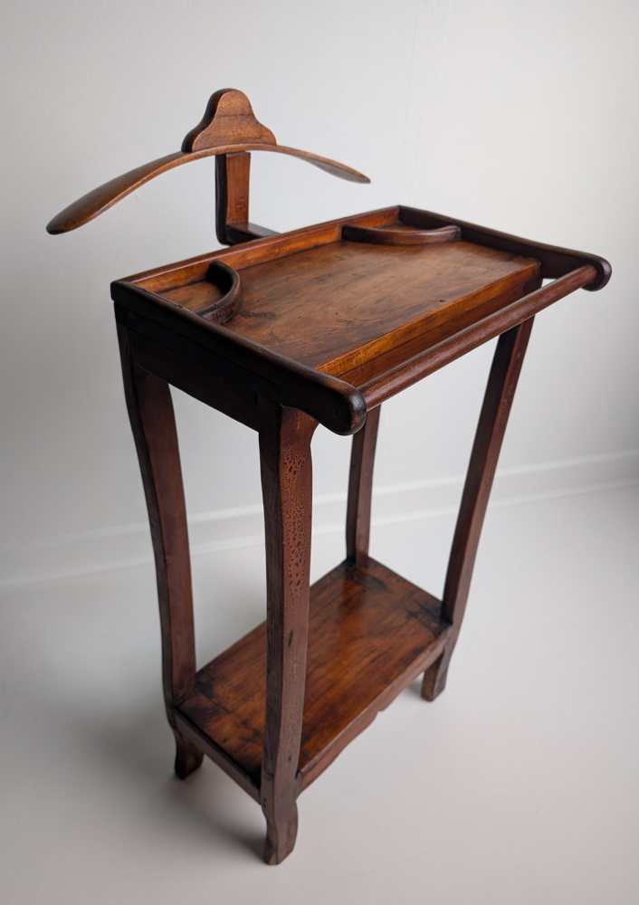 c.1920s gentleman's butler or valet stand