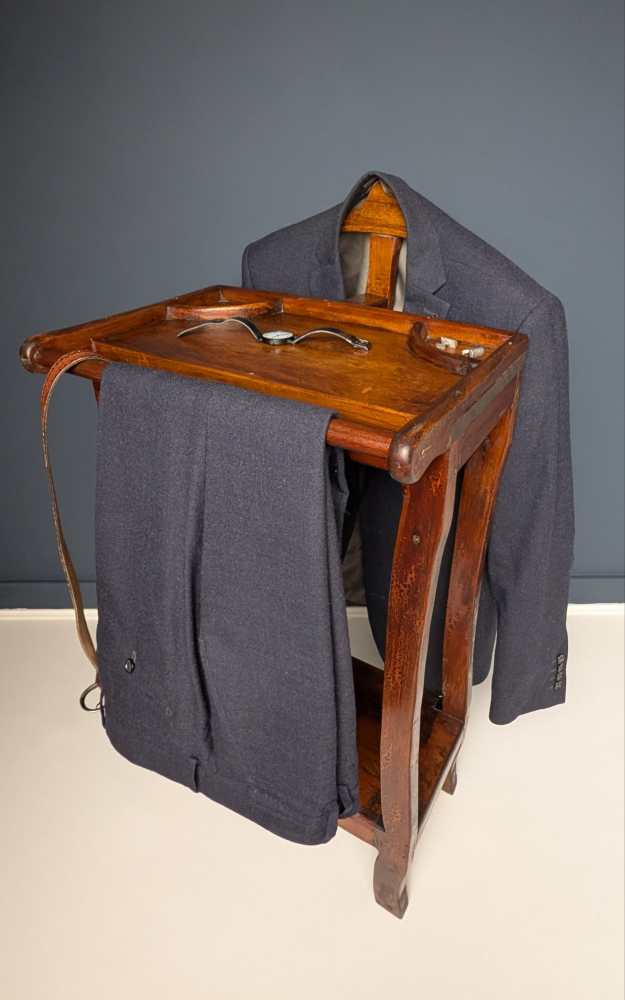 c.1920s gentleman's butler or valet stand - Image 4