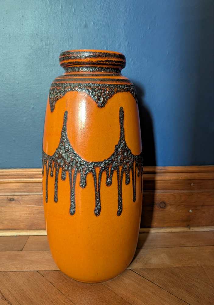 Very large Midcentury West German 1970s fat lava floor vase 284-47 - Image 7