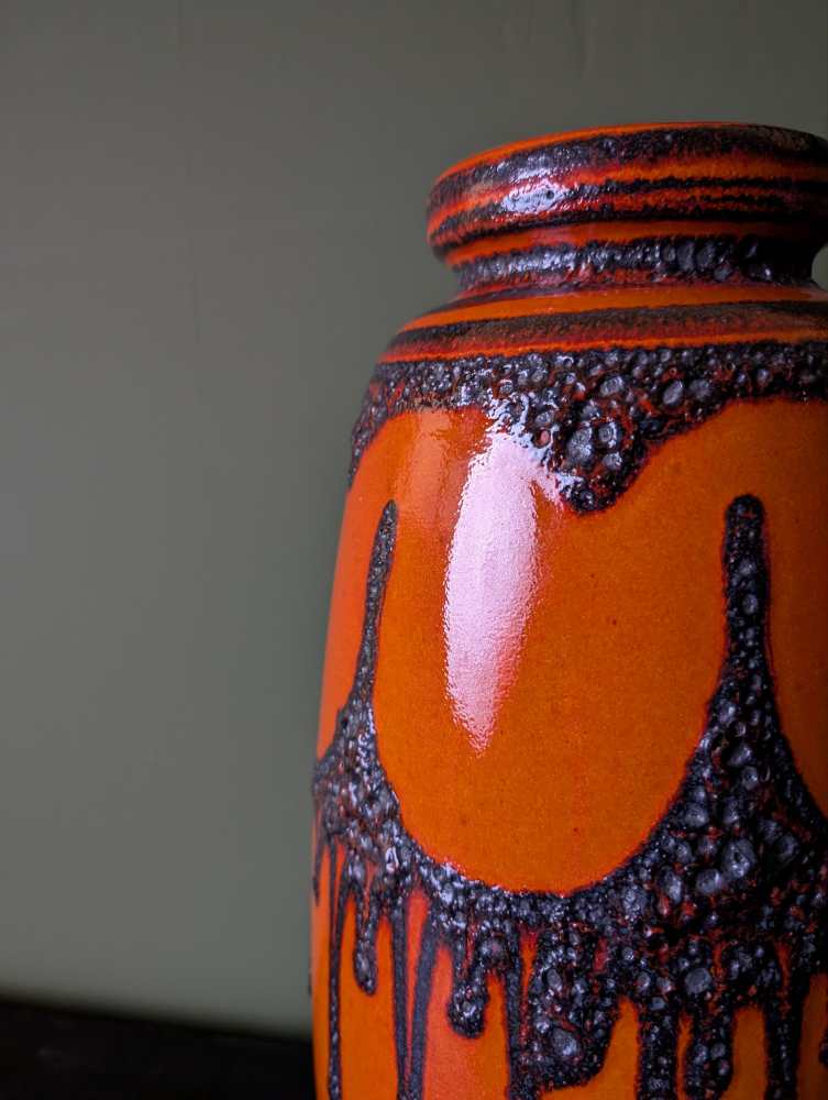 Very large Midcentury West German 1970s fat lava floor vase 284-47 - Image 17