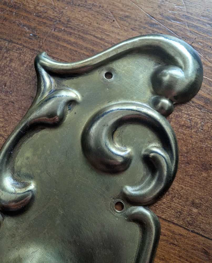 Pair of Art Nouveau brass door push plates - Image 8