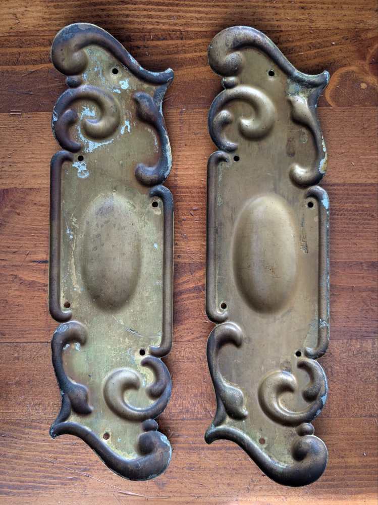 Pair of Art Nouveau brass door push plates - Image 11