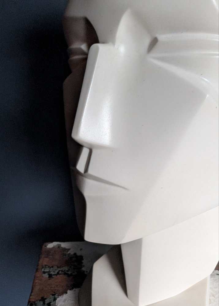 1987 sculptural bust by Lindsay Balkweill - Image 8