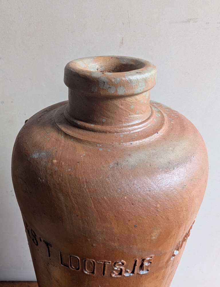 19th century Dutch stoneware distillery bottle - Image 2