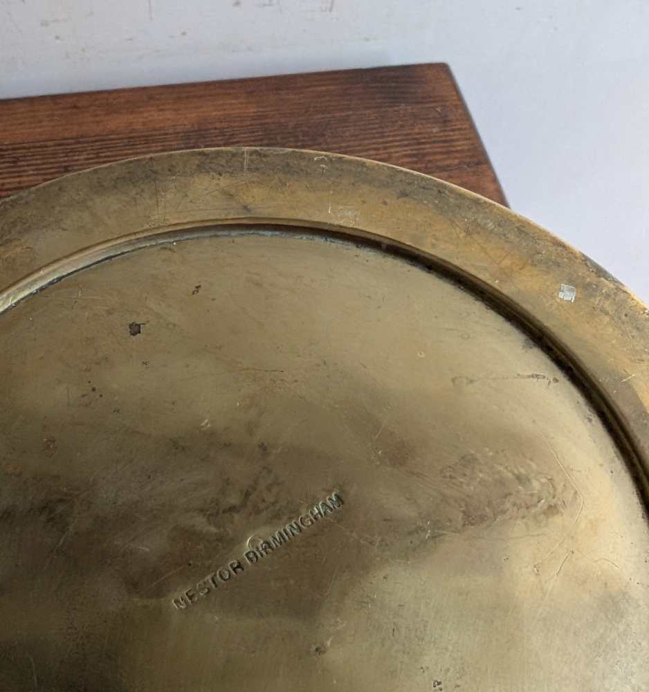 Early 1900s Nestor Birmingham brass plant pot - Image 9