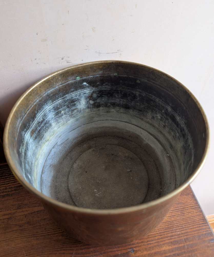 Early 1900s Nestor Birmingham brass plant pot - Image 10
