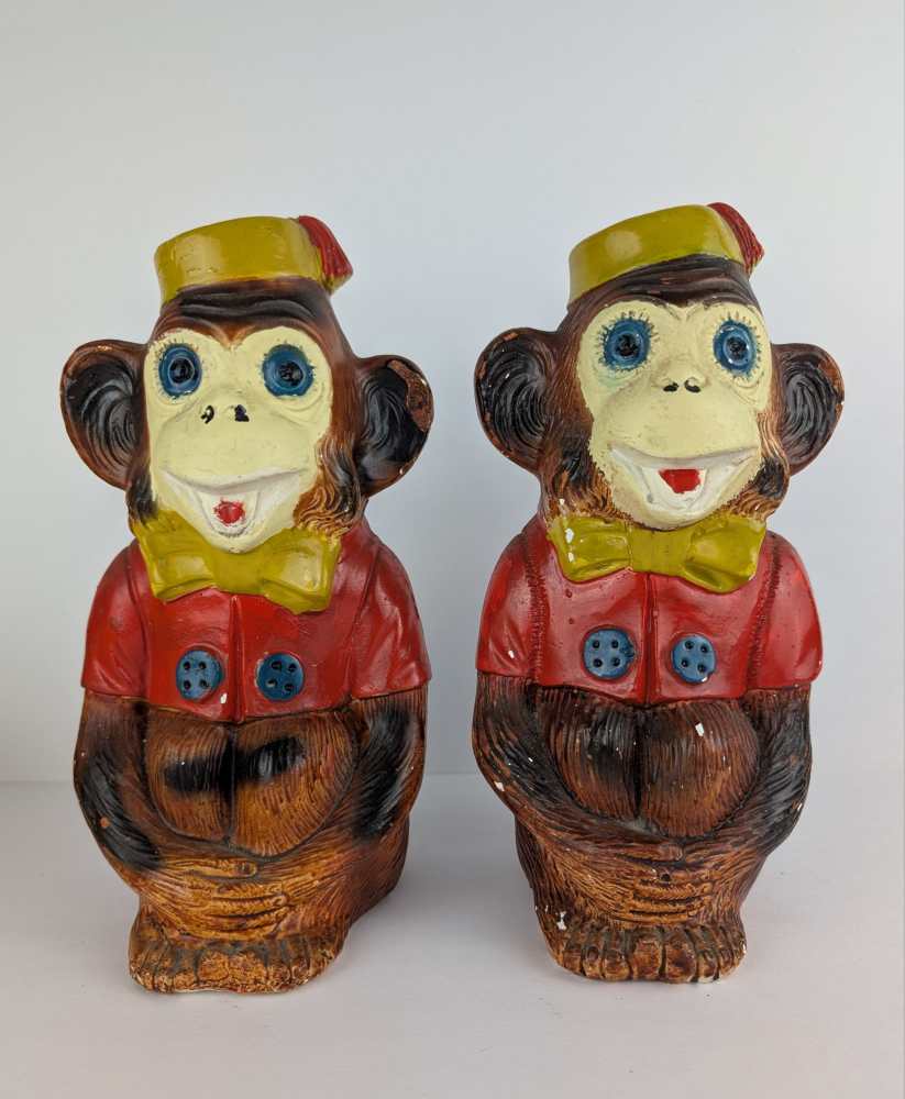 Pair of cheeky monkeys - Image 13