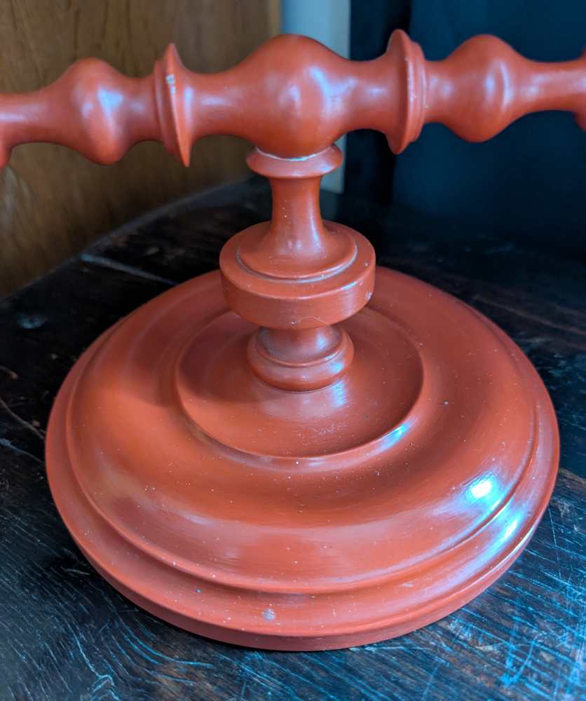 19th century red painted shaving mirror with candle sconces - Image 16