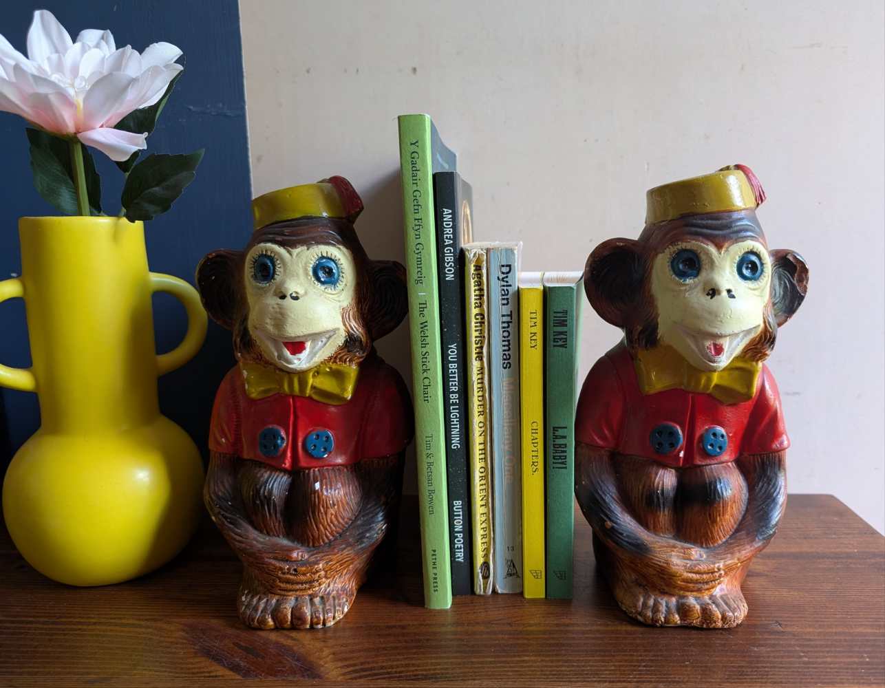 Pair of cheeky monkeys - Image 3