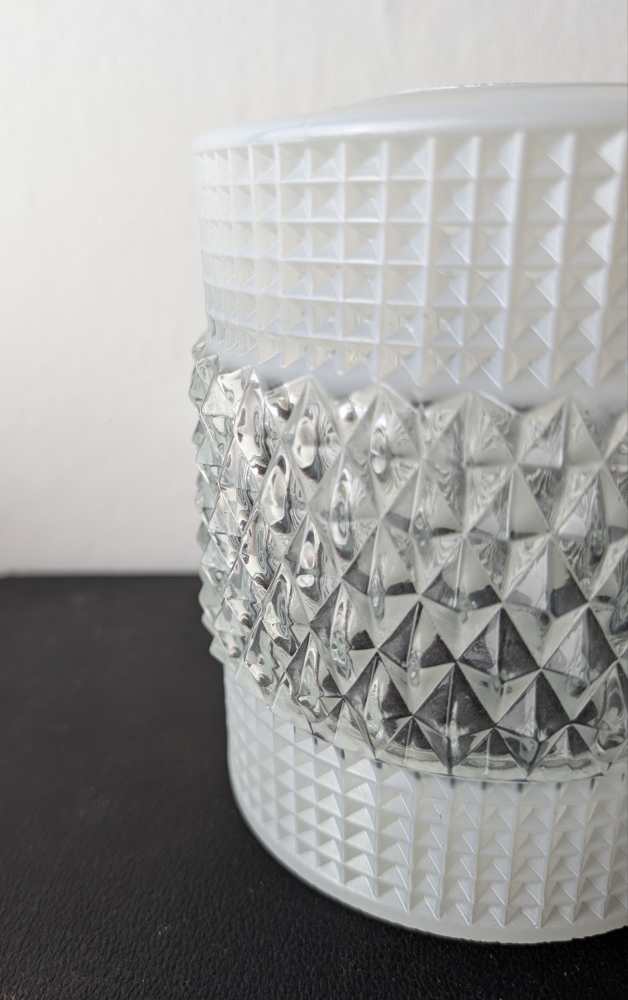 Midcentury glass pendant light shade - Image 2