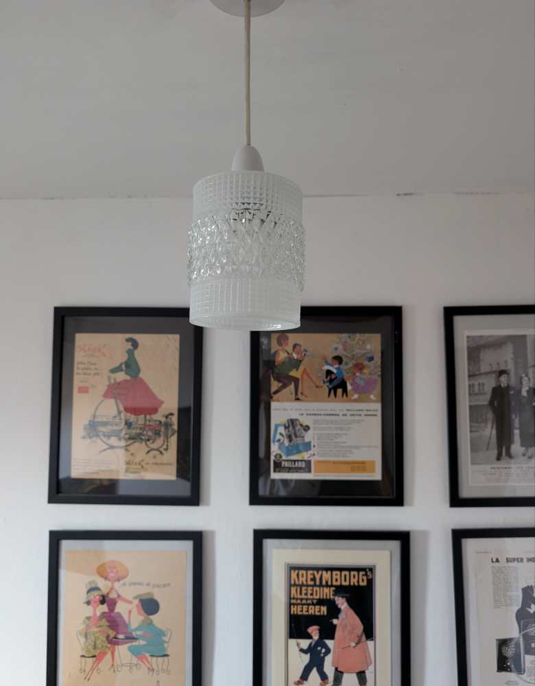 Midcentury glass pendant light shade - Image 8